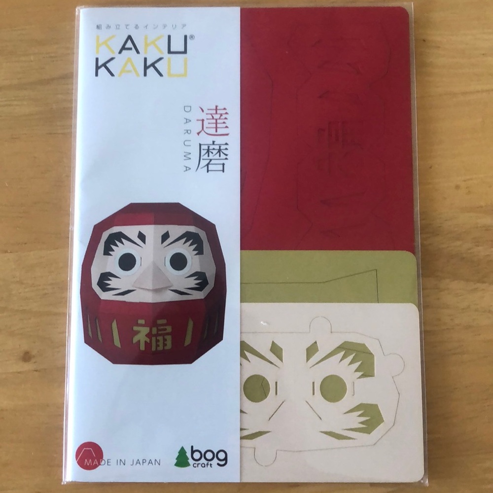 Daruma paper puzzle